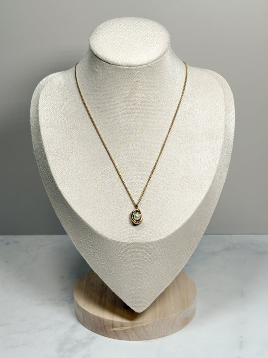 PEARL NECKLACE