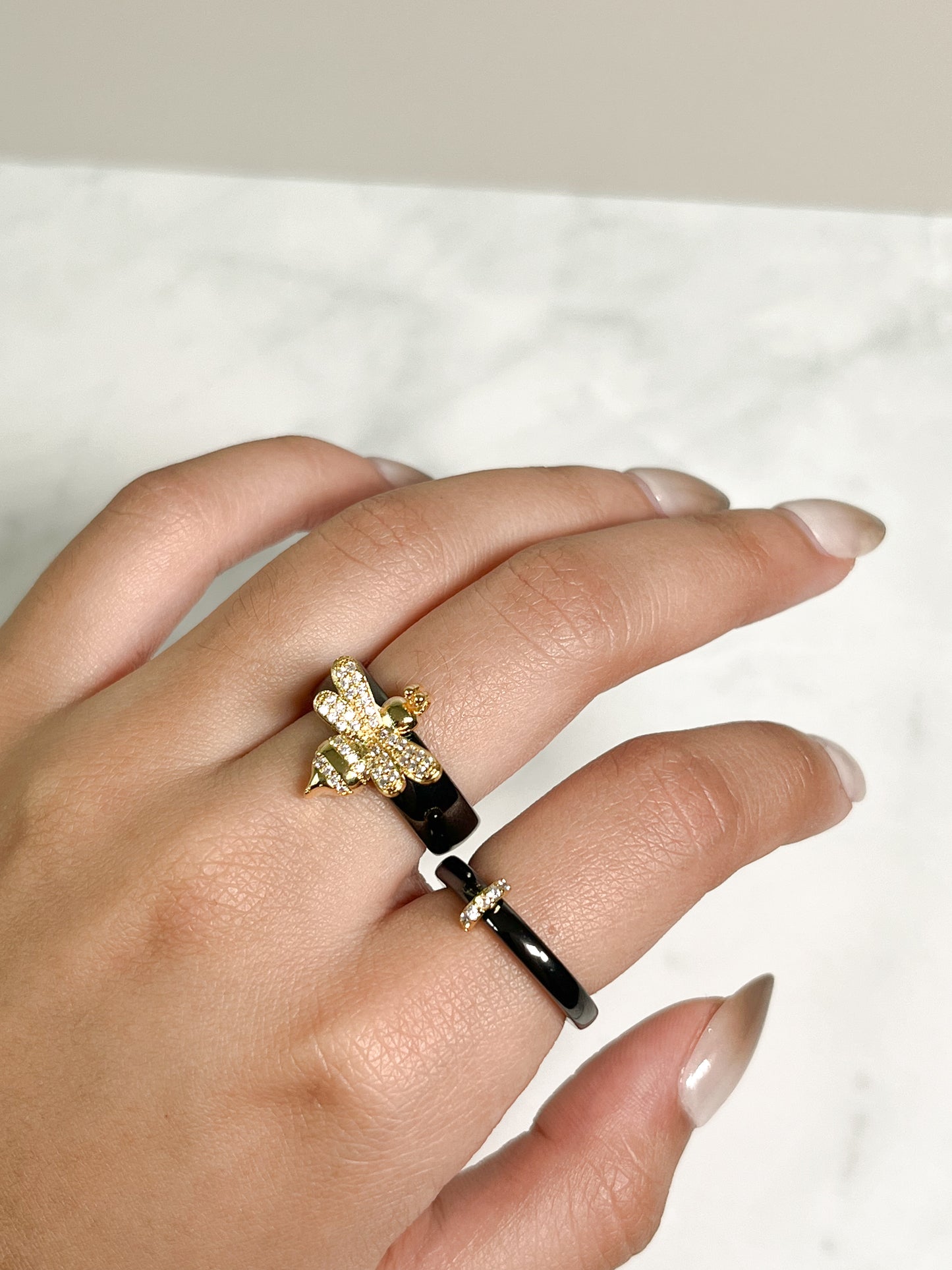 BEE RING