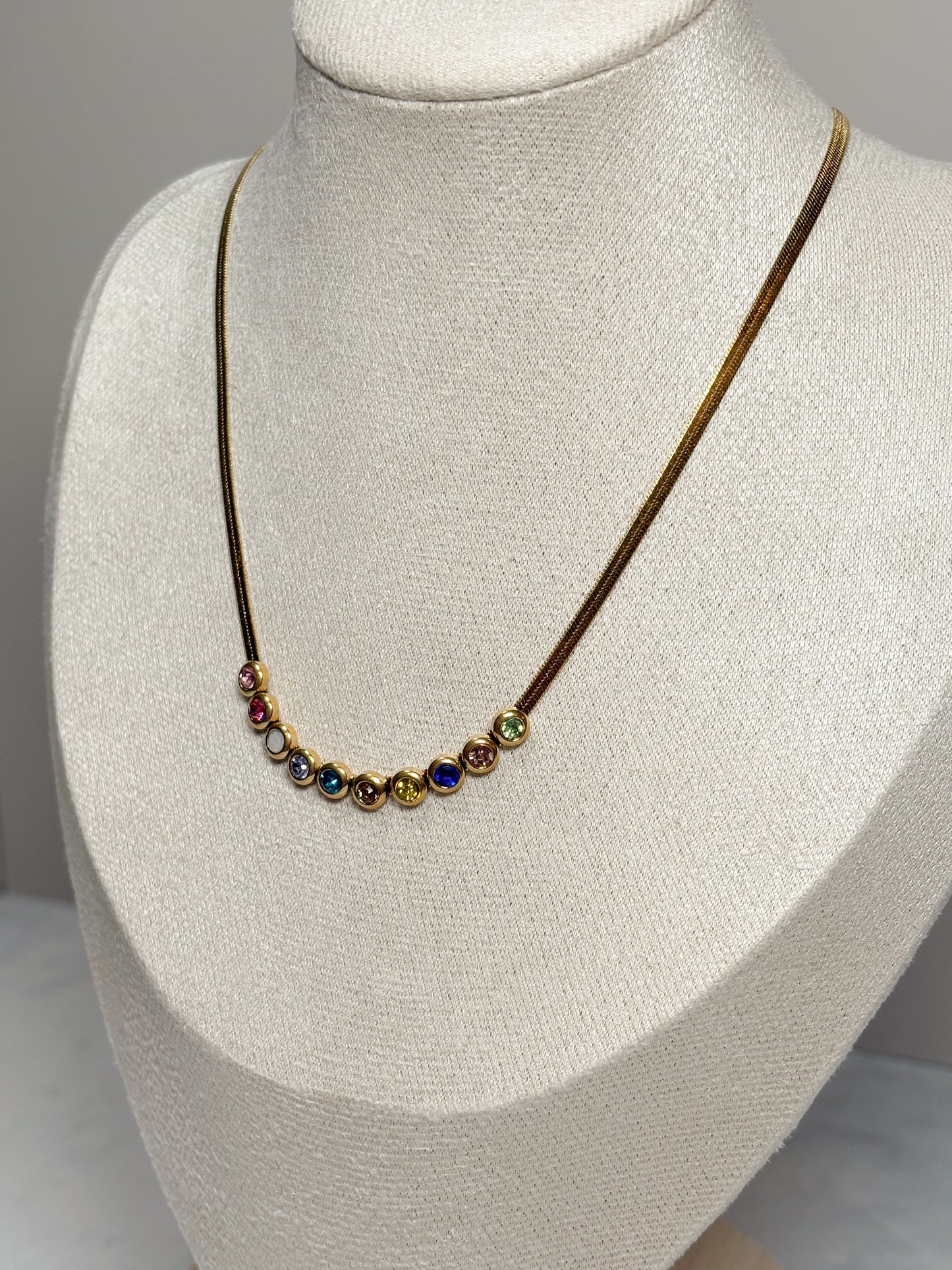BELLO ARCOBALENO NECKLACE