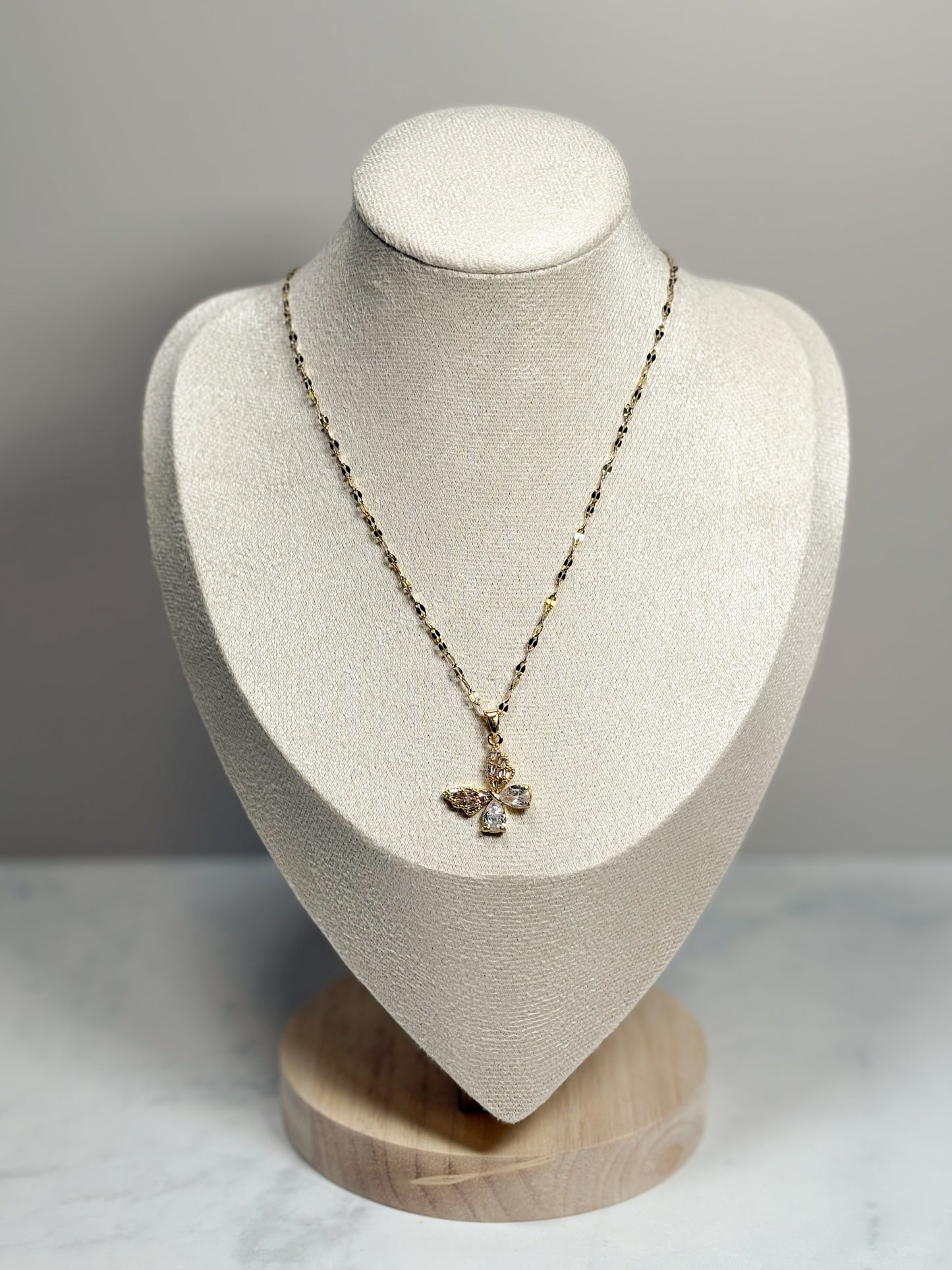 BUTTERFLY NECKLACE