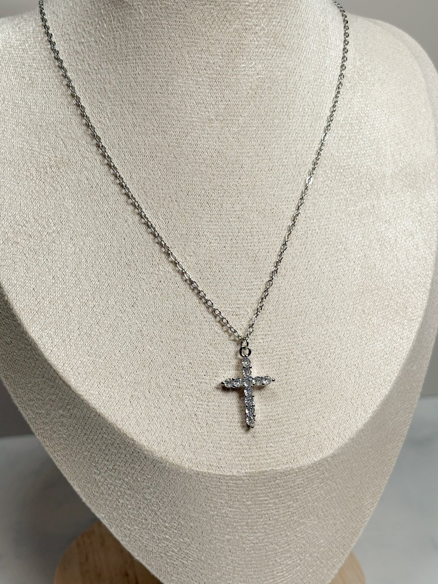 CROSS NECKLACE