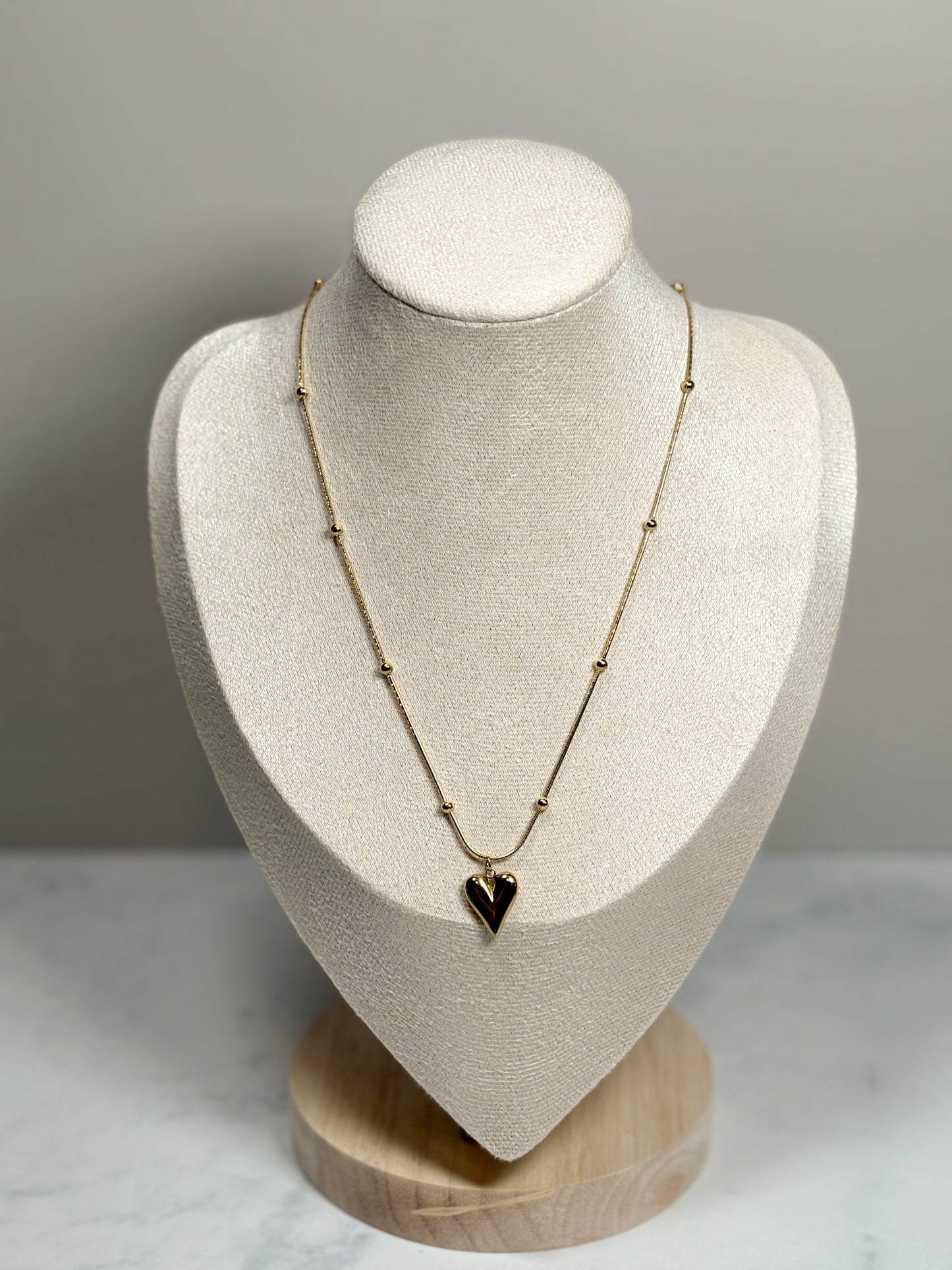 HEART NECKLACE