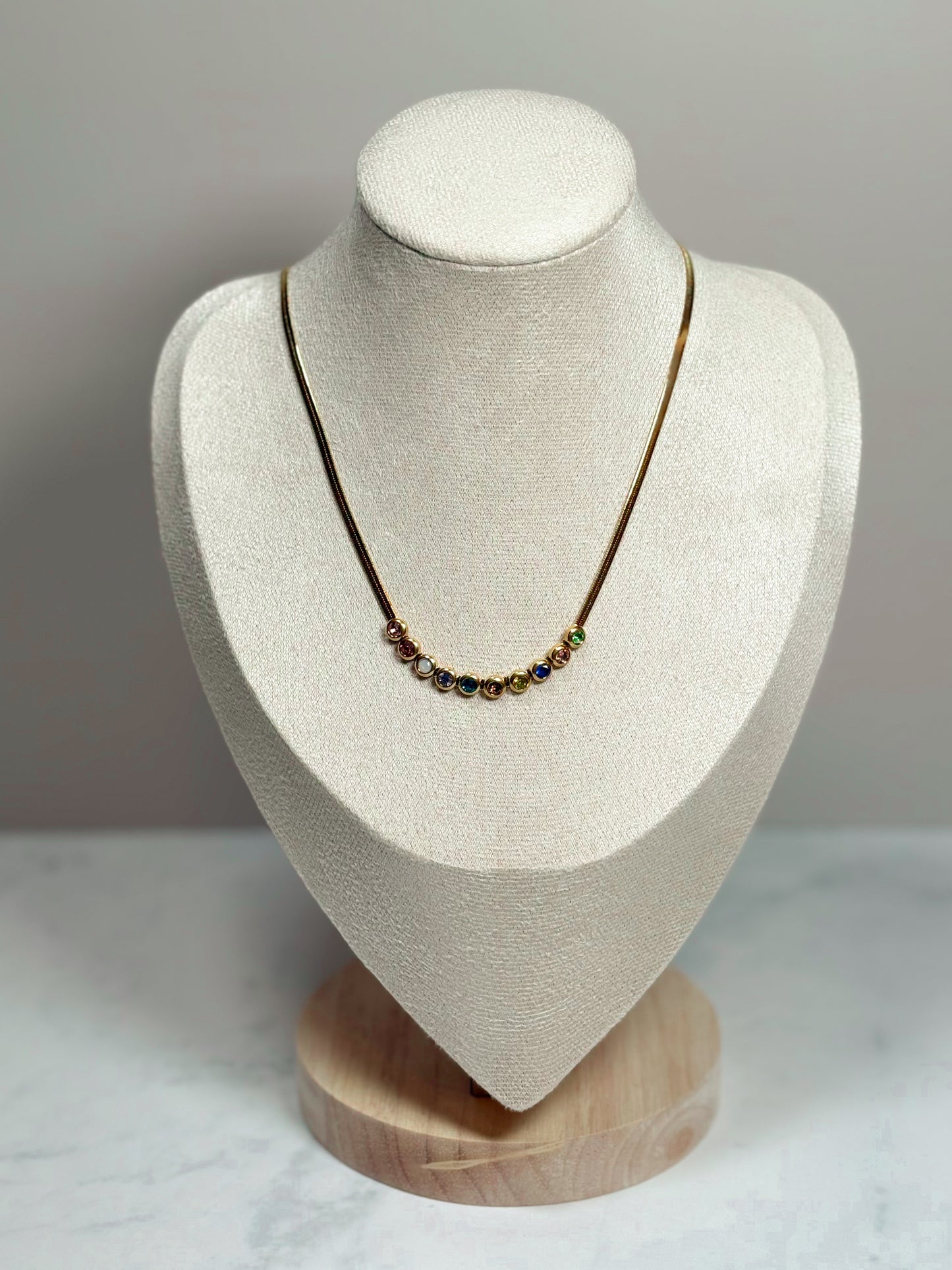 BELLO ARCOBALENO NECKLACE